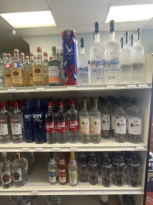 Tulip Ave Wines & Liquors 6