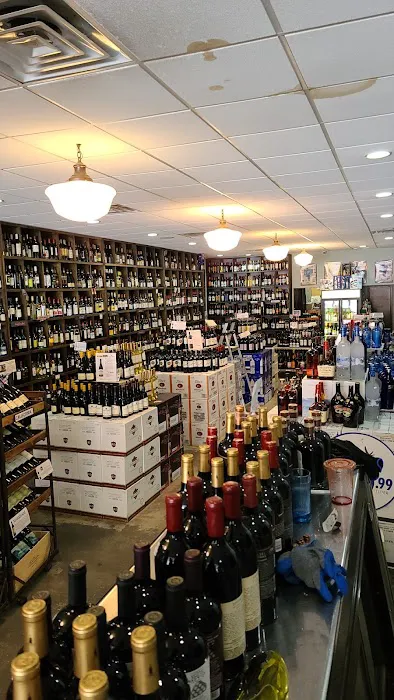 Riverdale Vintner 6