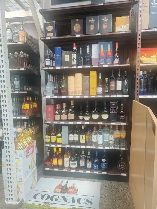 Broadway Liquor & Wine Warehouse 4