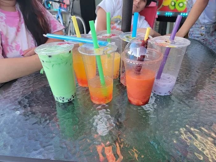 Big Three Liquors 3