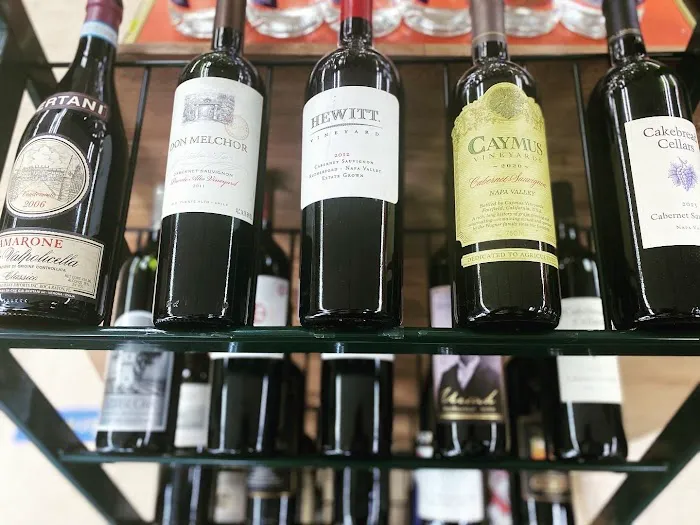 J&K Middletown wine&liquor 0
