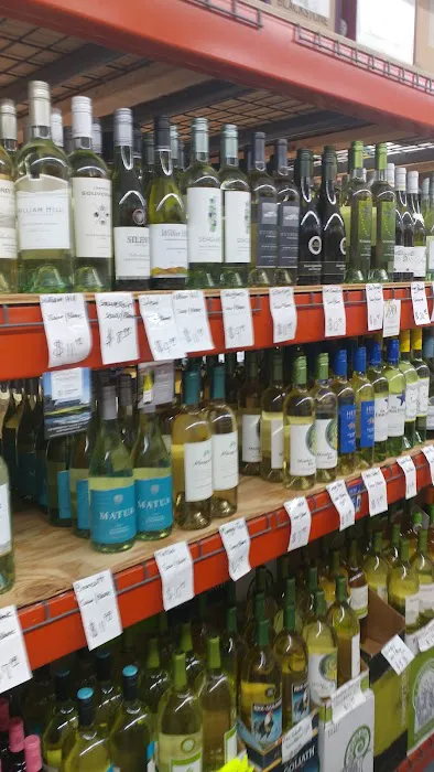 Best Deal Wine & Liquor 3