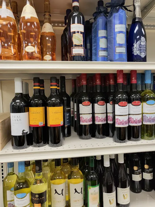 Atlantic Beach Wine and Whisky Boutique 1