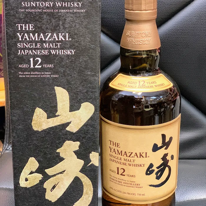 Lucky Star LIQUOR & WINE 7