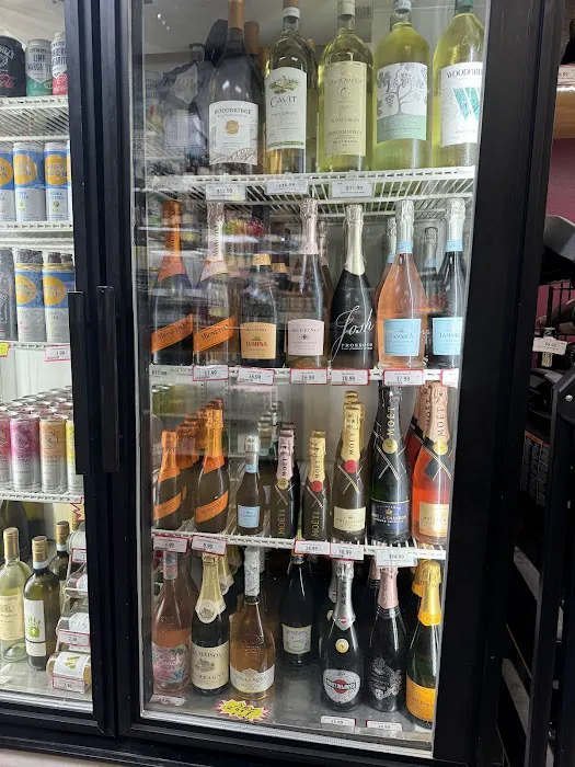 Williamsbridge Wine & Liquor 7