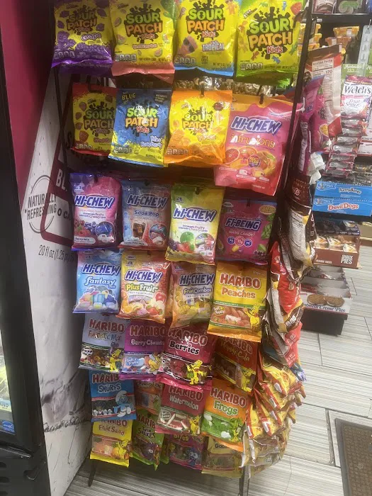 238 Corner Bodega 3