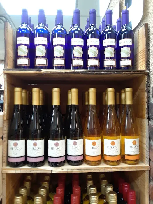 Skyview Wine & Spirits 8