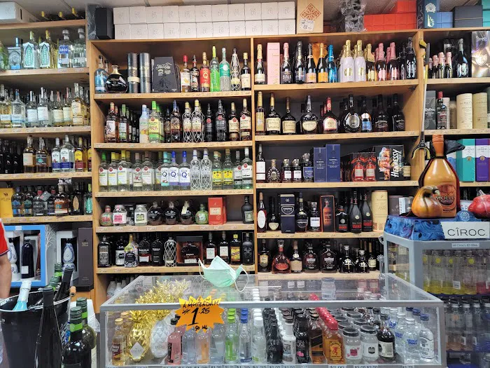 Izzy's Wine & Spirits 2