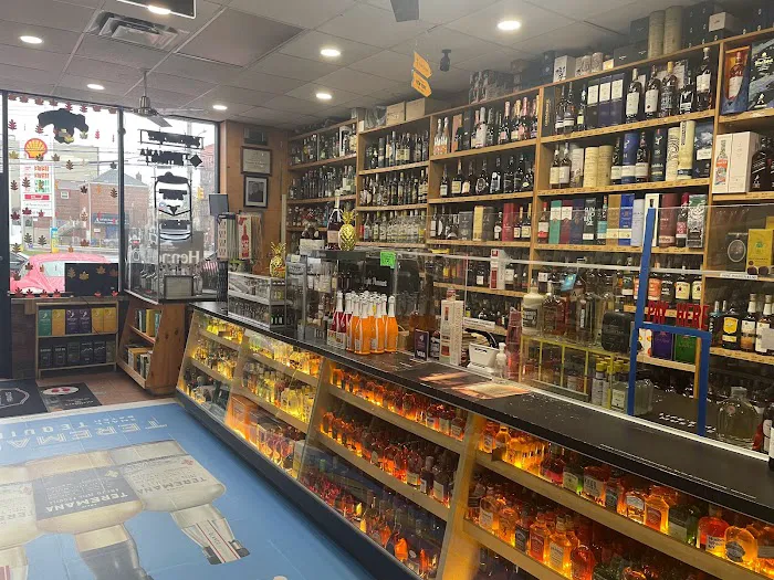 Izzy's Wine & Spirits 1