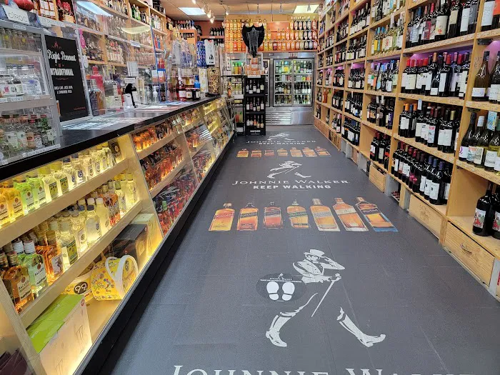 Izzy's Wine & Spirits 4