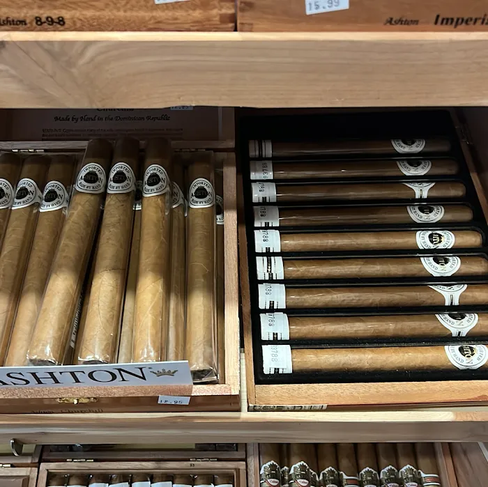 StopNGo Convenience Smoke Shop 0