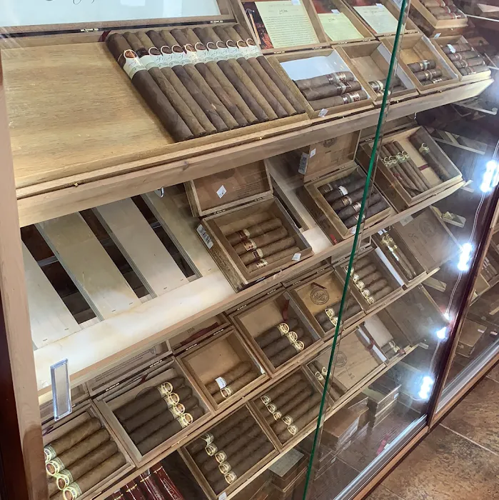 StopNGo Convenience Smoke Shop 8