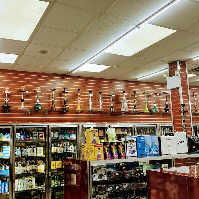 StopNGo Convenience Smoke Shop 4