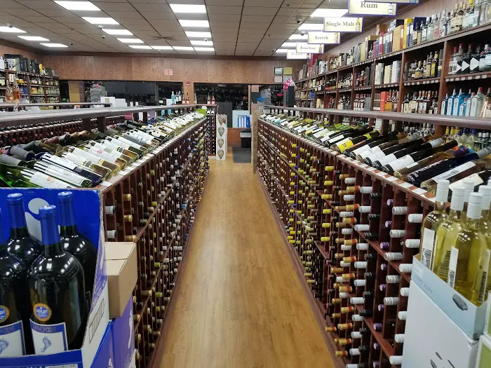 Long Beach Plaza Liquor 5