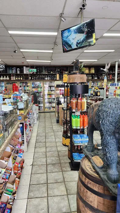 Big E Wines & Liquors 3