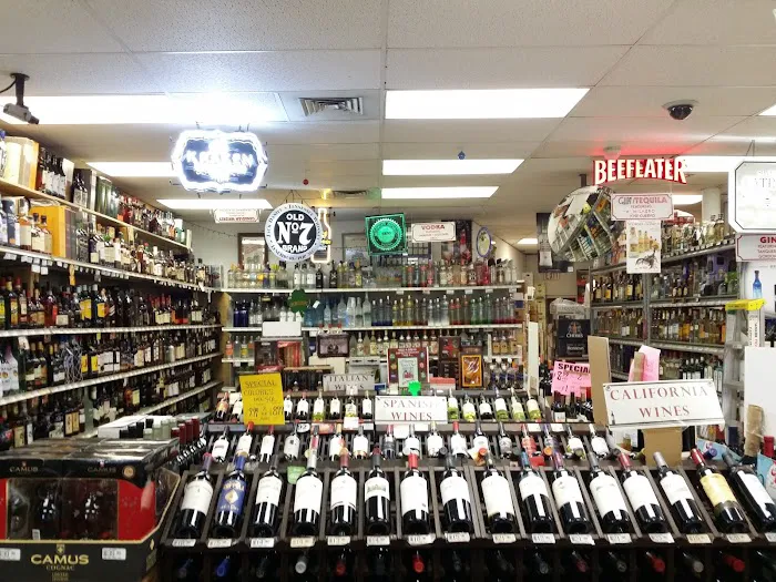 Big E Wines & Liquors 6