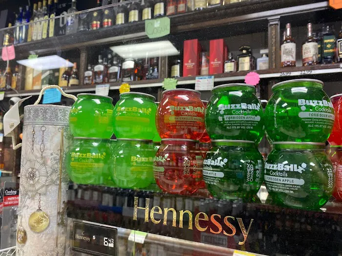 American wine & liquor store 4