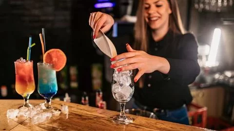 Tips for Creating Your Own Cocktail Menu – Expert Cocktail Ideas