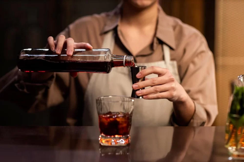 How to Host a Memorable Whiskey Tasting at Home – A Step-by-Step Guide