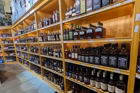 Top-Rated Liquor Stores Near Me for Rare Finds: Discover Hidden Gems