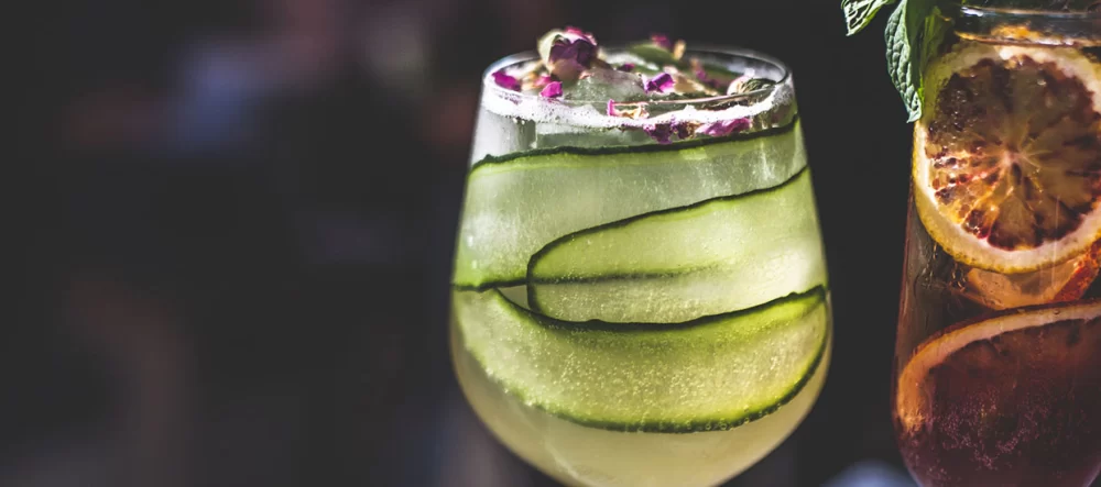 How to Make Creative Cocktails with Gin: Unique Recipes and Expert Tips
